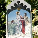 Jesus wird seiner Kleider beraubt