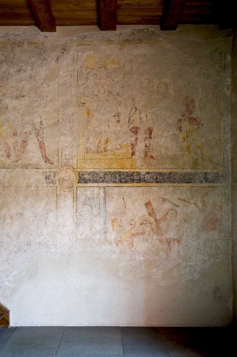 Fresken in der Vorhalle