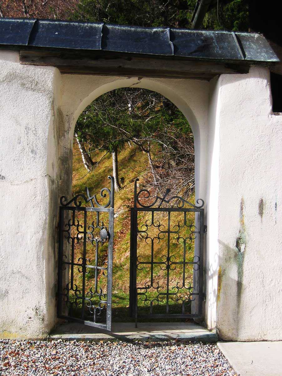 Blick aus der Kirchhof-Pforte